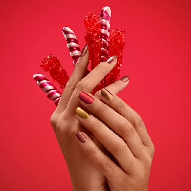 HOL25 Visuals Images 2025 JPG NL GC Multi Mani Ginger Snapped 1819 Crop 2000x2000 1 1 300 ppi